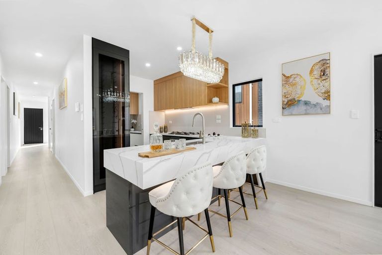 Photo of property in 34 Adamson Road, Flat Bush, Auckland, 2019