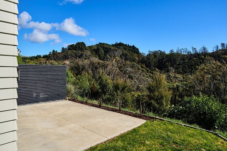 Photo of property in 18 Holystone Road, Whitby, Porirua, 5024