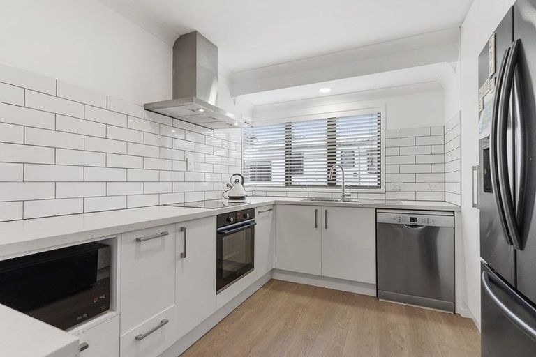 Photo of property in 25b Haven Grove, Papamoa Beach, Papamoa, 3118