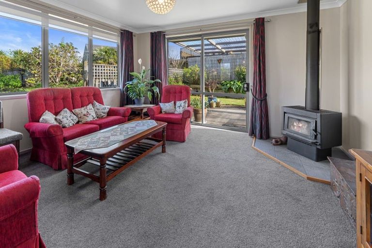 Photo of property in 5 Olive Close, Omokoroa, 3114