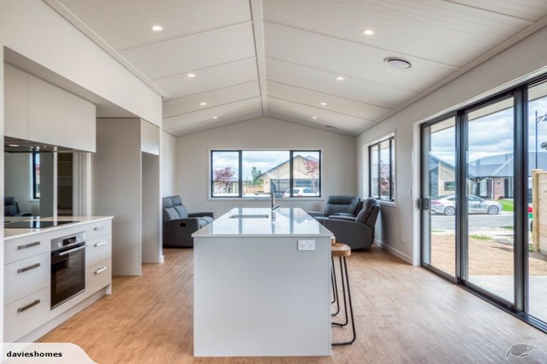 Photo of property in 7 Lewis Way, Cambridge, 3434