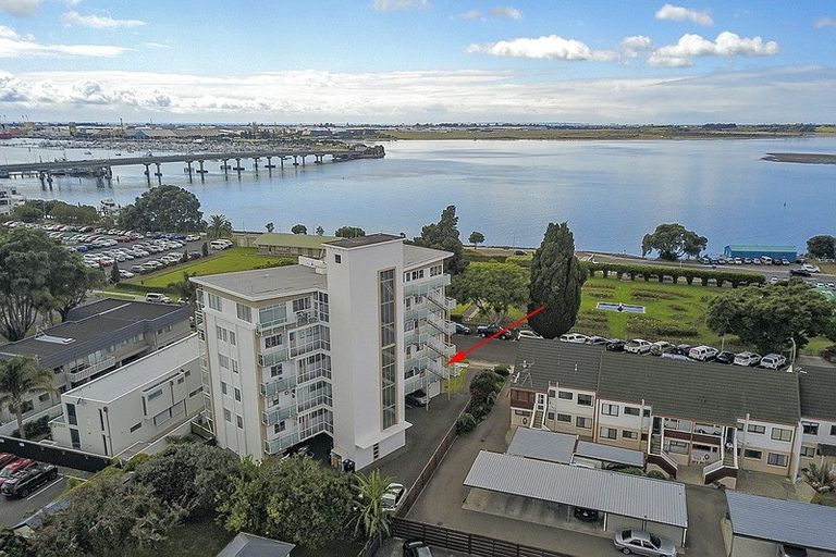 Photo of property in 3/22 Cliff Road, Tauranga, 3110