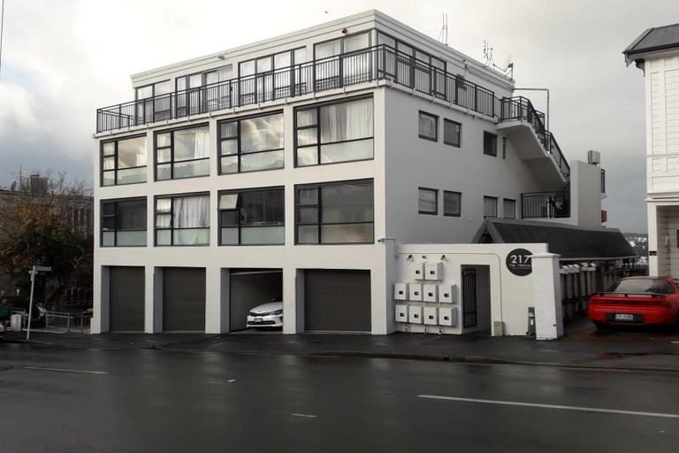 Photo of property in Avon Flats, 12/217 The Terrace, Wellington Central, Wellington, 6011