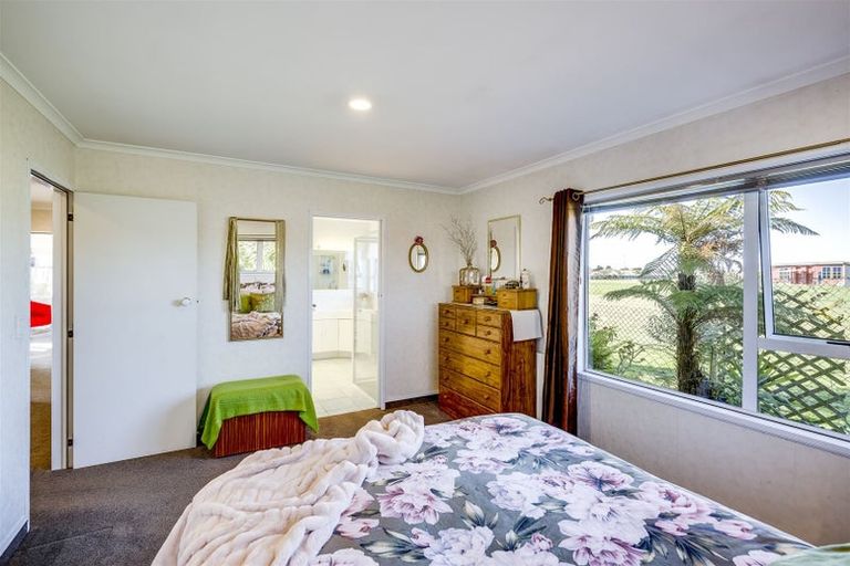 Photo of property in 270a Kennedy Road, Onekawa, Napier, 4110