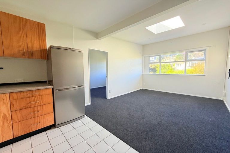 Photo of property in Parkland Flats, 17/51 Adams Terrace, Kelburn, Wellington, 6021
