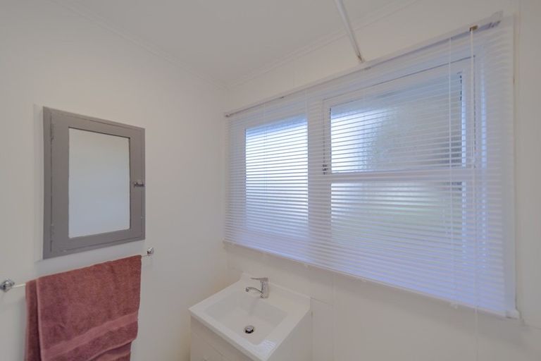 Photo of property in 34 Mason Avenue, Maraenui, Napier, 4110