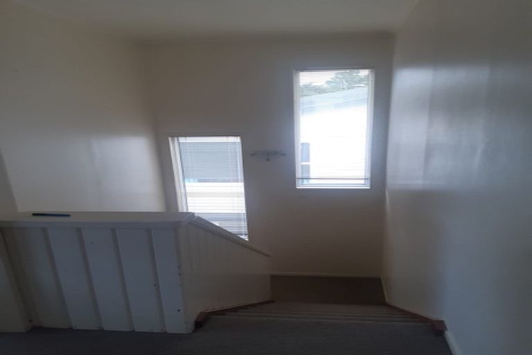 Photo of property in 60 Spinnaker Drive, Whitby, Porirua, 5024
