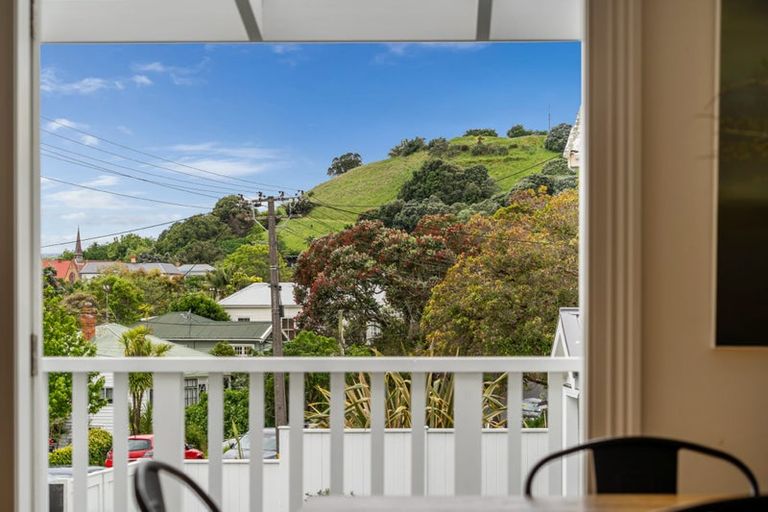 Photo of property in 6 Shoal Bay Road, Devonport, Auckland, 0624