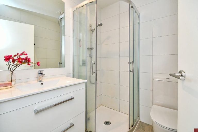 Photo of property in 4/47a Huntington Drive, Huntington Park, Auckland, 2013