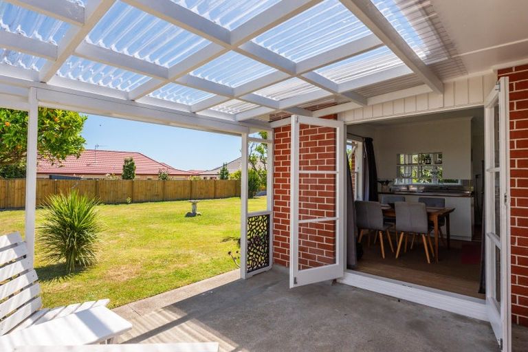 Photo of property in 28 Mahoe Street, Levin, 5510