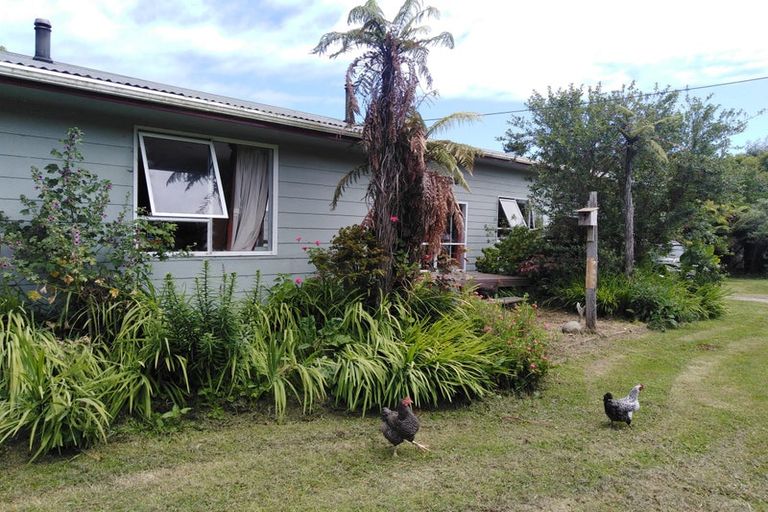 Photo of property in 127 Kohaihai Road, Karamea, 7893