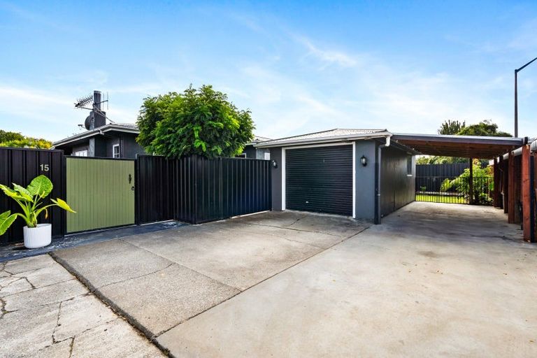 Photo of property in 15 Puketapu Road, Taradale, Napier, 4112