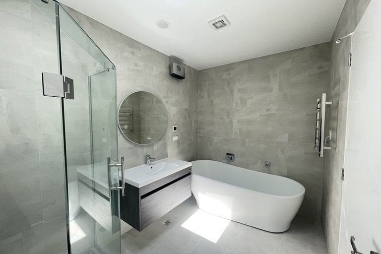 Photo of property in 355d Beach Road, Campbells Bay, Auckland, 0630