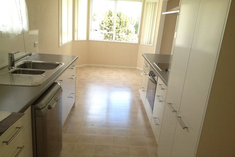 Photo of property in 29 Beazley Crescent, Tikipunga, Whangarei, 0112