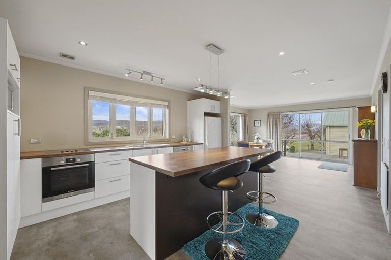 Photo of property in 18 Ferris Road, Springvale, Alexandra, 9393