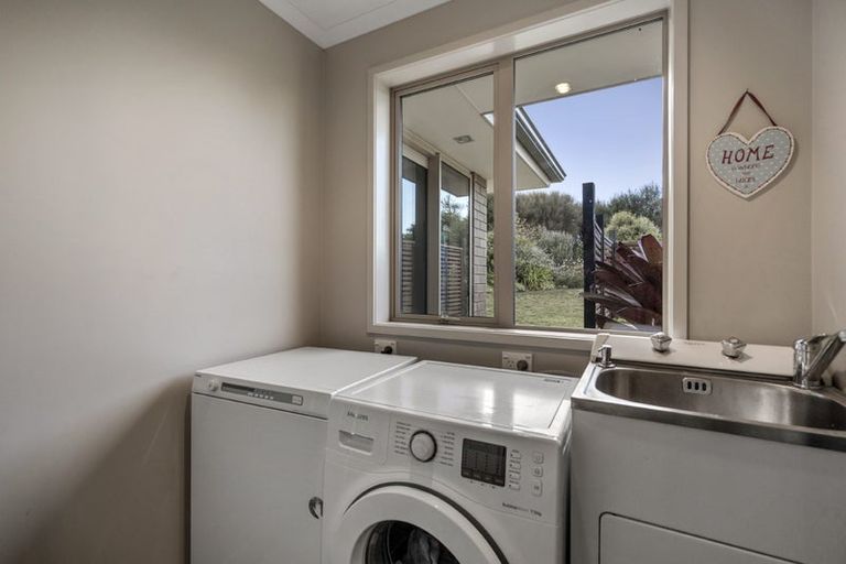 Photo of property in 122d Forestry Road, Waitoki, Kaukapakapa, 0871