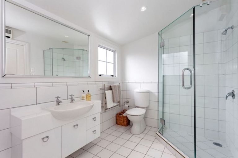 Photo of property in 6 Holmwood Road, Merivale, Christchurch, 8014