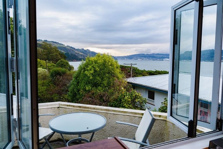 Photo of property in 6 Rosehill Road, Macandrew Bay, Dunedin, 9077