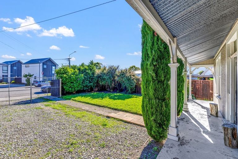 Photo of property in 1/3 Manning Place, Woolston, Christchurch, 8023