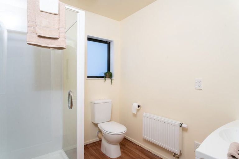 Photo of property in 17 Cheetwood Street, Churton Park, Wellington, 6037