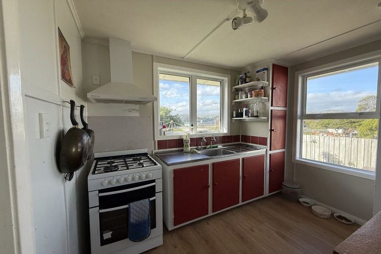 Photo of property in 97 Te Pene Avenue, Titahi Bay, Porirua, 5022