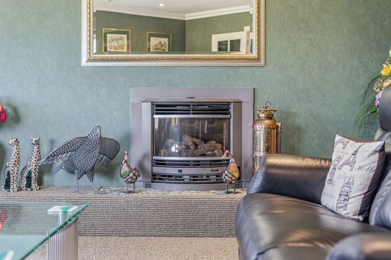 Photo of property in 47 Kirton Drive, Riverstone Terraces, Upper Hutt, 5018