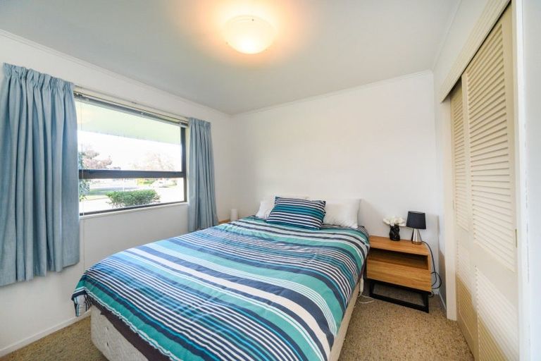 Photo of property in 68 Pencarrow Street, Highbury, Palmerston North, 4412