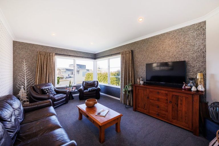 Photo of property in 30 Lincoln Terrace, Hokowhitu, Palmerston North, 4410