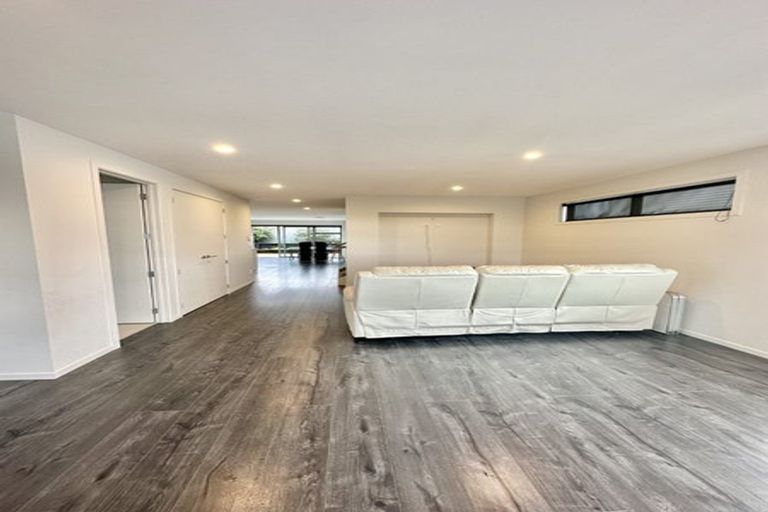 Photo of property in 68 Arran Road, Browns Bay, Auckland, 0630