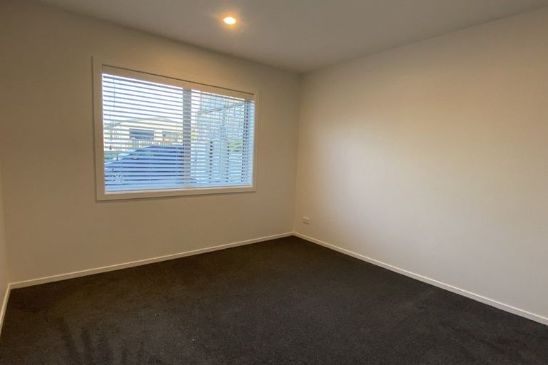 Photo of property in 8 Moera Place, Stanmore Bay, Whangaparaoa, 0932