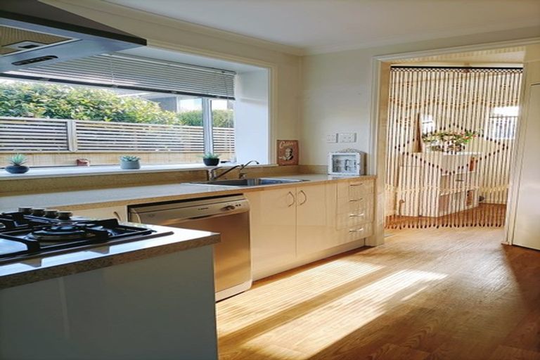 Photo of property in 4 Sloan Terrace, Cashmere, Christchurch, 8022