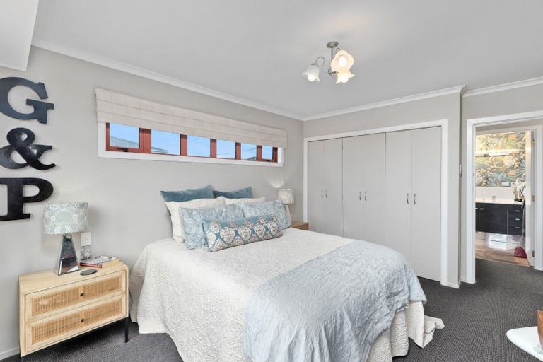 Photo of property in 25 Rogan Street, New Plymouth, 4310