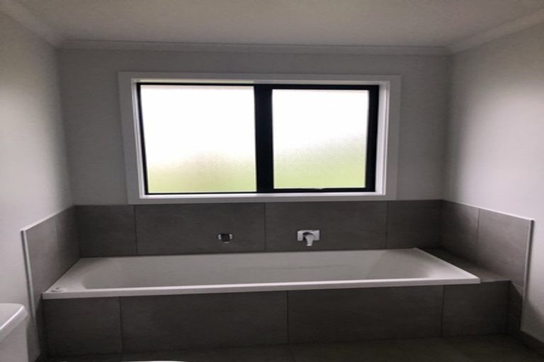 Photo of property in 55 Murray Ward Drive, Te Kauwhata, 3710