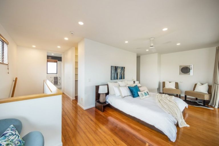 Photo of property in 46 St Michaels Avenue, Point Chevalier, Auckland, 1022