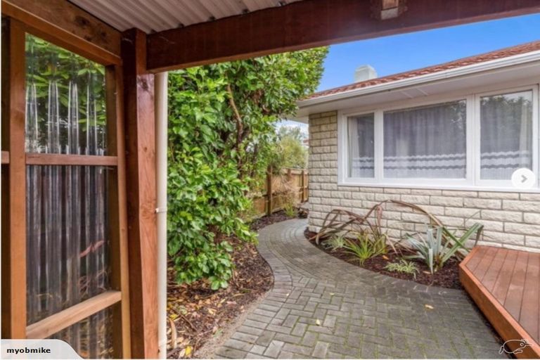 Photo of property in 5 Wingrove Road, Owhata, Rotorua, 3010
