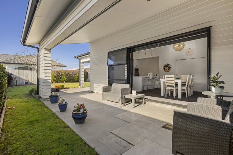 Photo of property in 79 Sandhurst Drive, Papamoa Beach, Papamoa, 3118