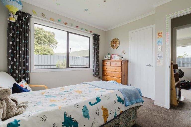 Photo of property in 30 Charles Cross Street, Longburn, Palmerston North, 4412