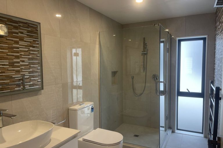 Photo of property in 219a Murphys Road, Flat Bush, Auckland, 2019