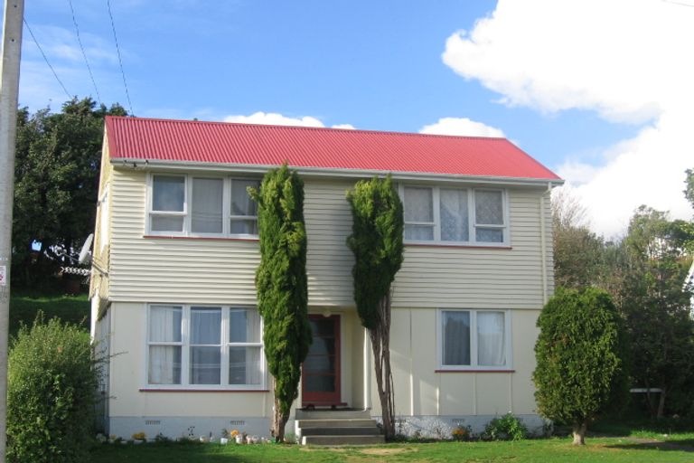 Photo of property in 25 Aberfeldy Street, Cannons Creek, Porirua, 5024