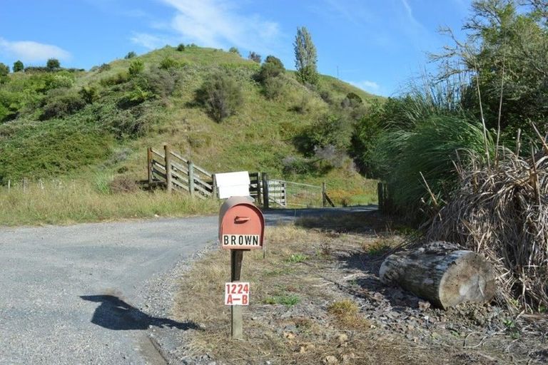 Photo of property in 1224b Wainui Road, Wainui, Opotiki, 3198