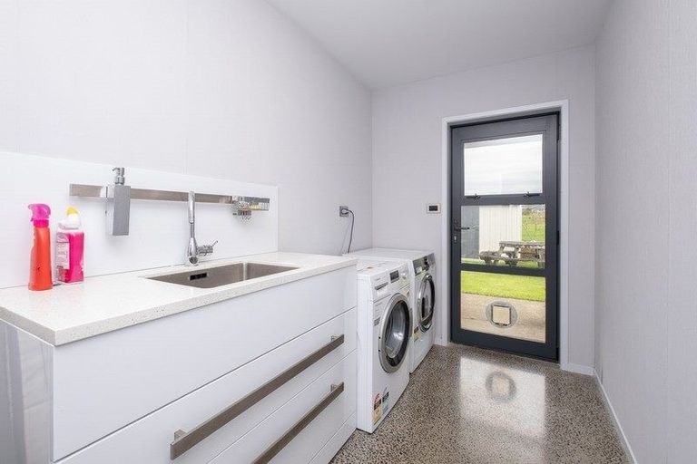 Photo of property in 60 Monmouth Road, Pembroke, Stratford, 4394