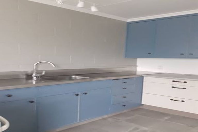 Photo of property in 5/6 Russell Street, Feilding, 4702