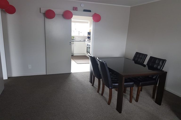 Photo of property in 3/7 Davies Street, Tawa, Wellington, 5028