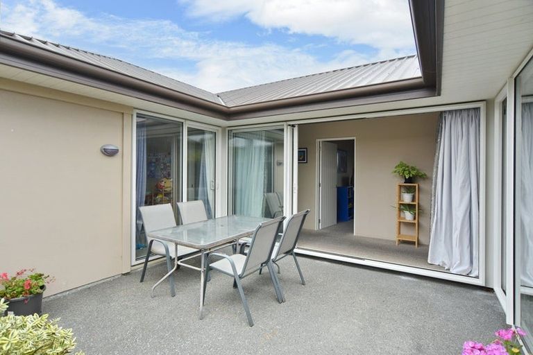 Photo of property in 56 Tahuna Street, Pegasus, 7612
