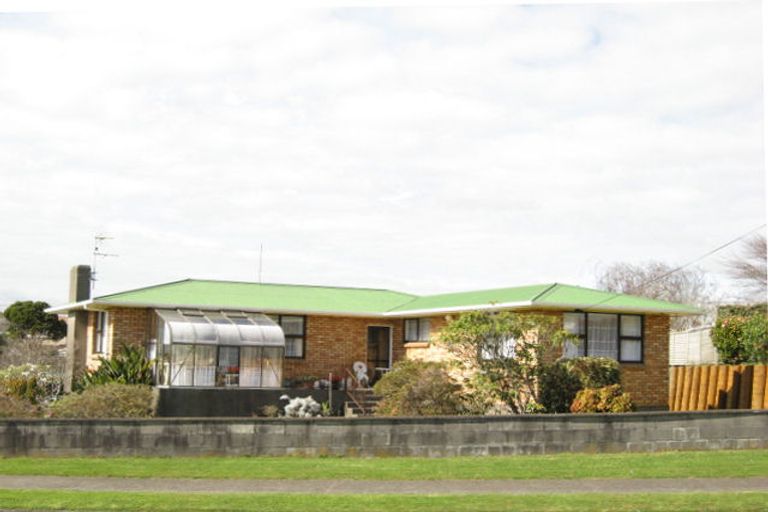 Photo of property in 10 Hua Street, Bell Block, New Plymouth, 4312