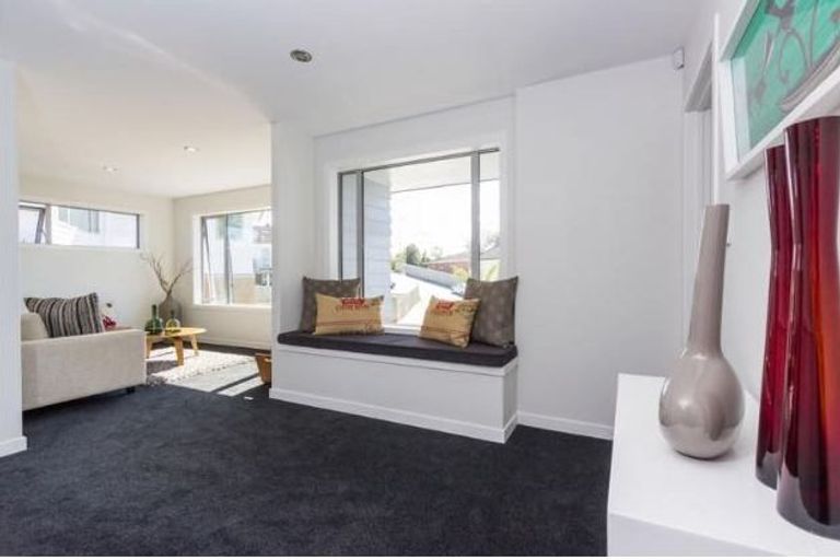 Photo of property in 293b Te Atatu Road, Te Atatu South, Auckland, 0610