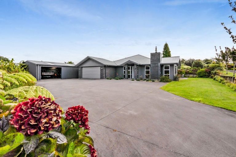 Photo of property in 12e Takiroa Street, Urenui, 4375