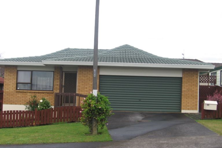 Photo of property in 2b Duke Street, Papakura, 2110