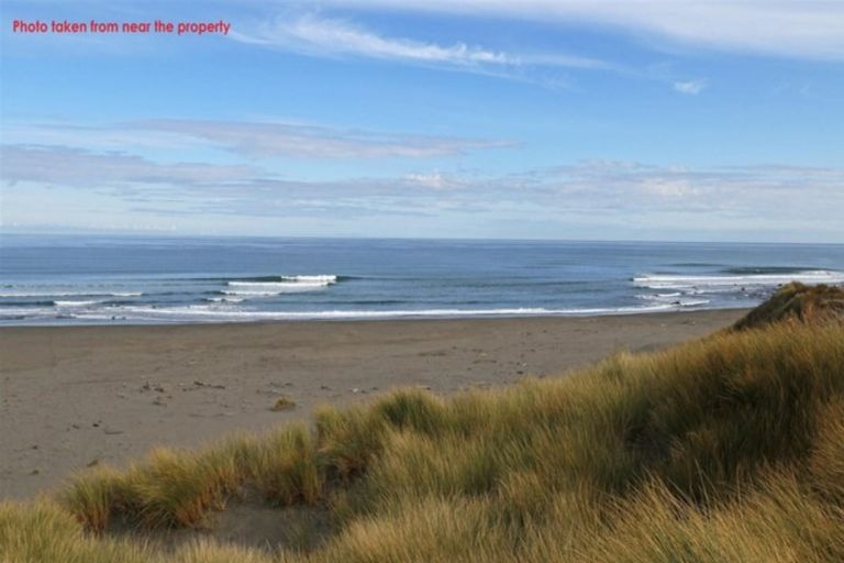 Photo of property in 305 Tai Road, Opunake, 4681