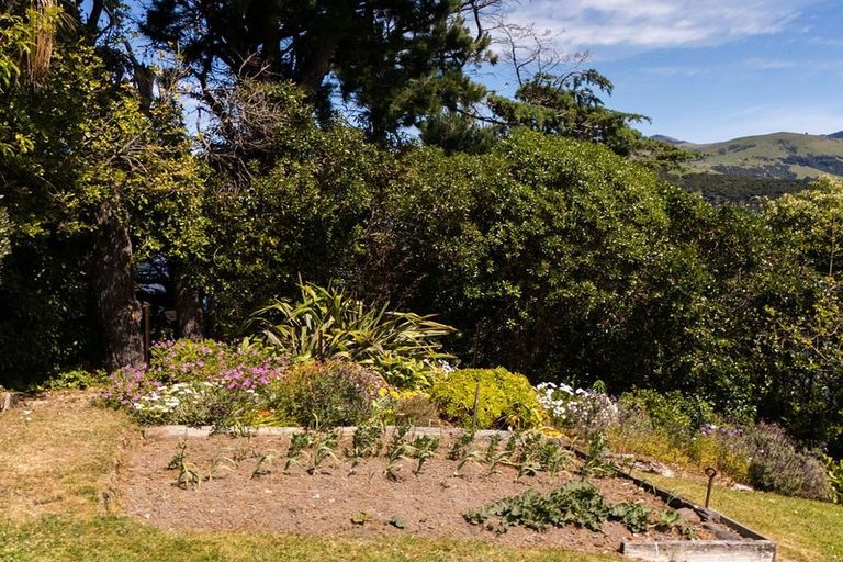 Photo of property in 46 Bayview Crescent, Duvauchelle, 7581